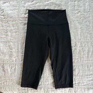 Lululemon Wunder Train Cropped 15” Leggings